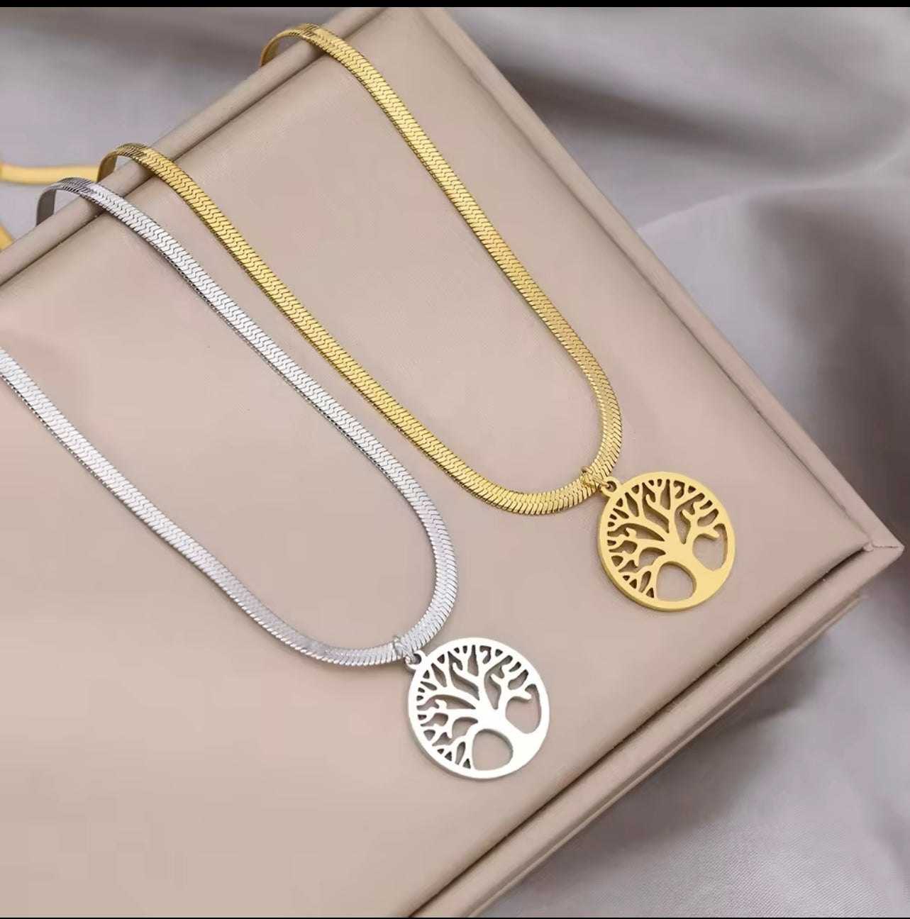 THE MORE LIFE CHAIN