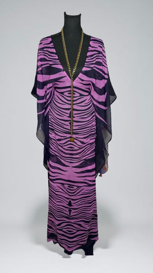 POOLSIDE: THE TIPSY ONE