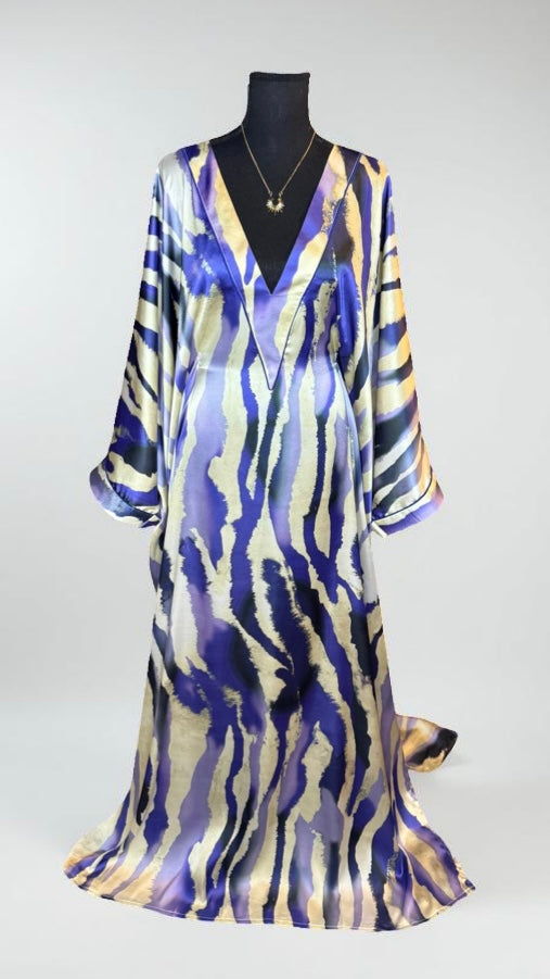 THE MAJESTIC V (VIOLET): TALL LENGTH