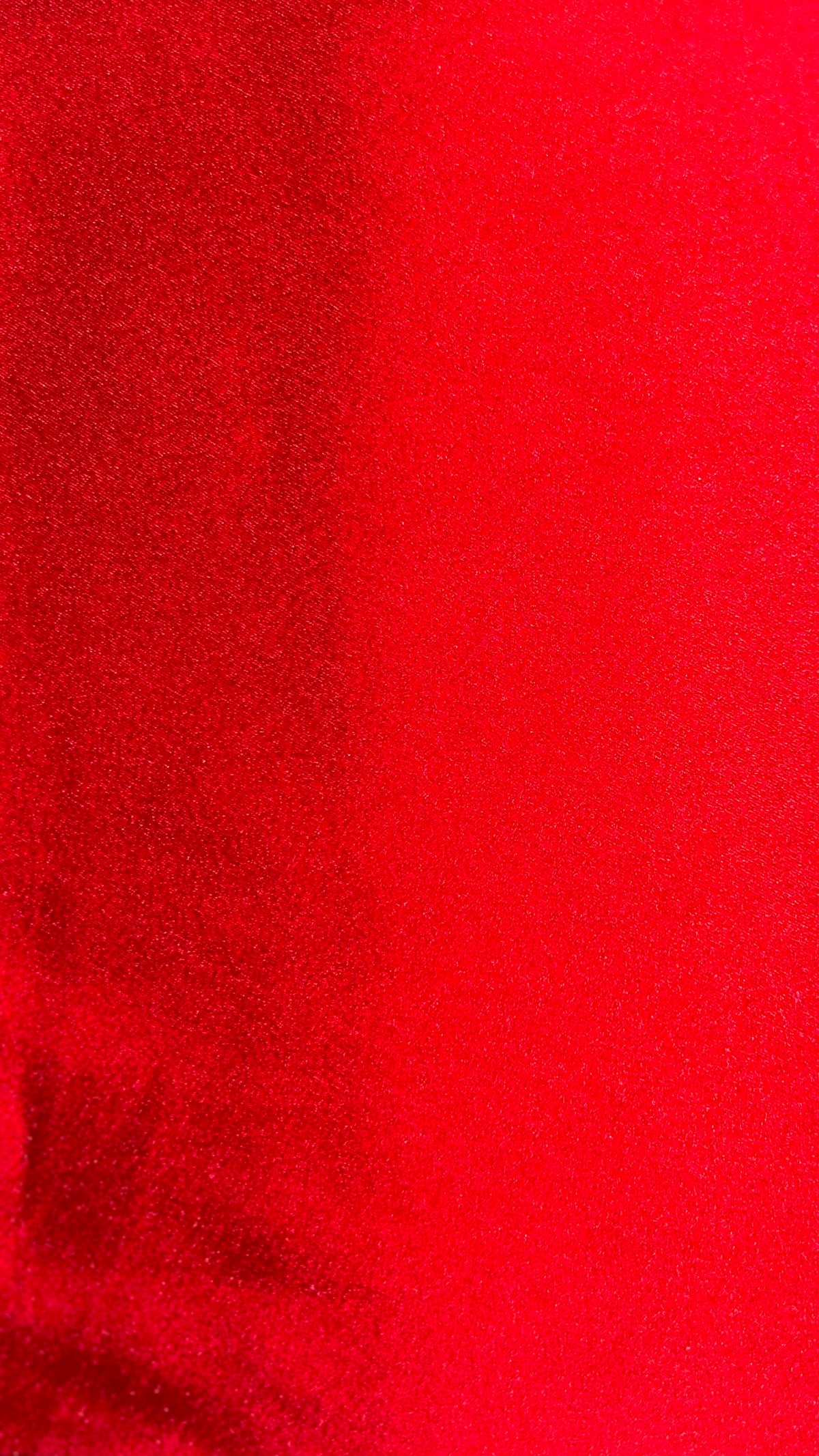 SHE'S SOLID (TRUE RED/ CANDY APPLE)