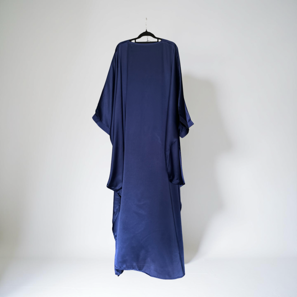 SHE'S SOLID (NAVY)
