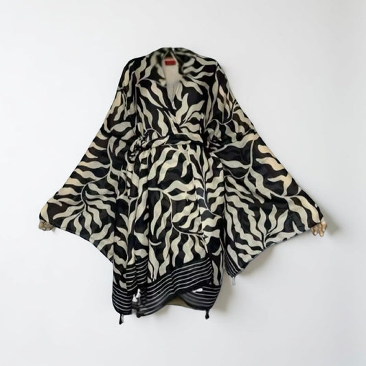 (FINAL SALE) SHE'S INVESTED  (BLOOPER)