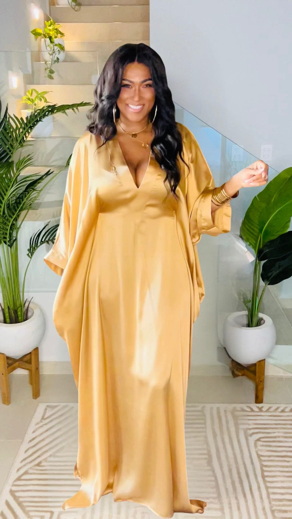 SHE'S SOLID (GOLDEN BUTTER)