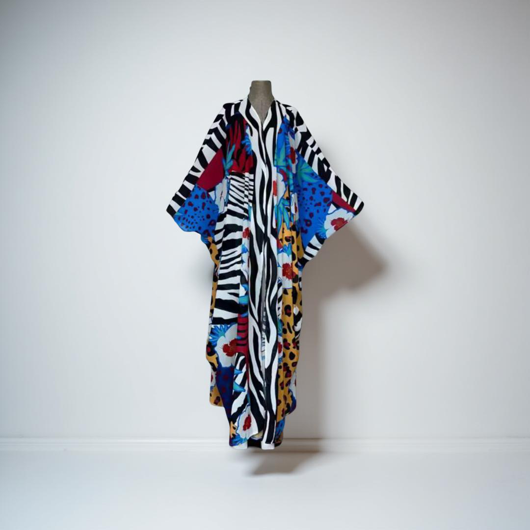 THE INTROVERTED AUNTIE