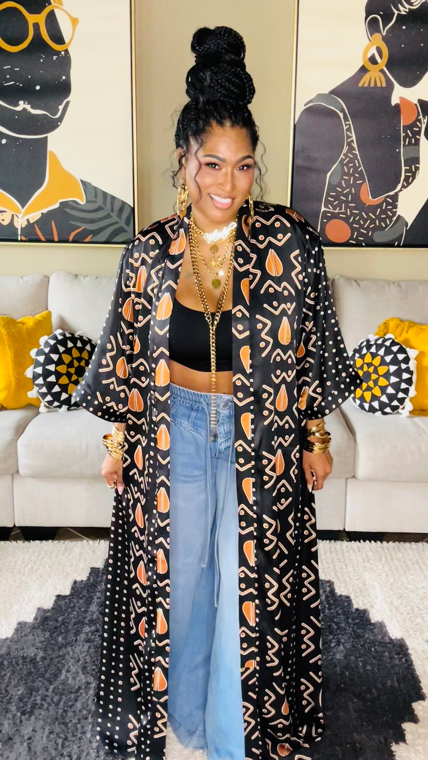 THE AUTHENTIC  QUEEN