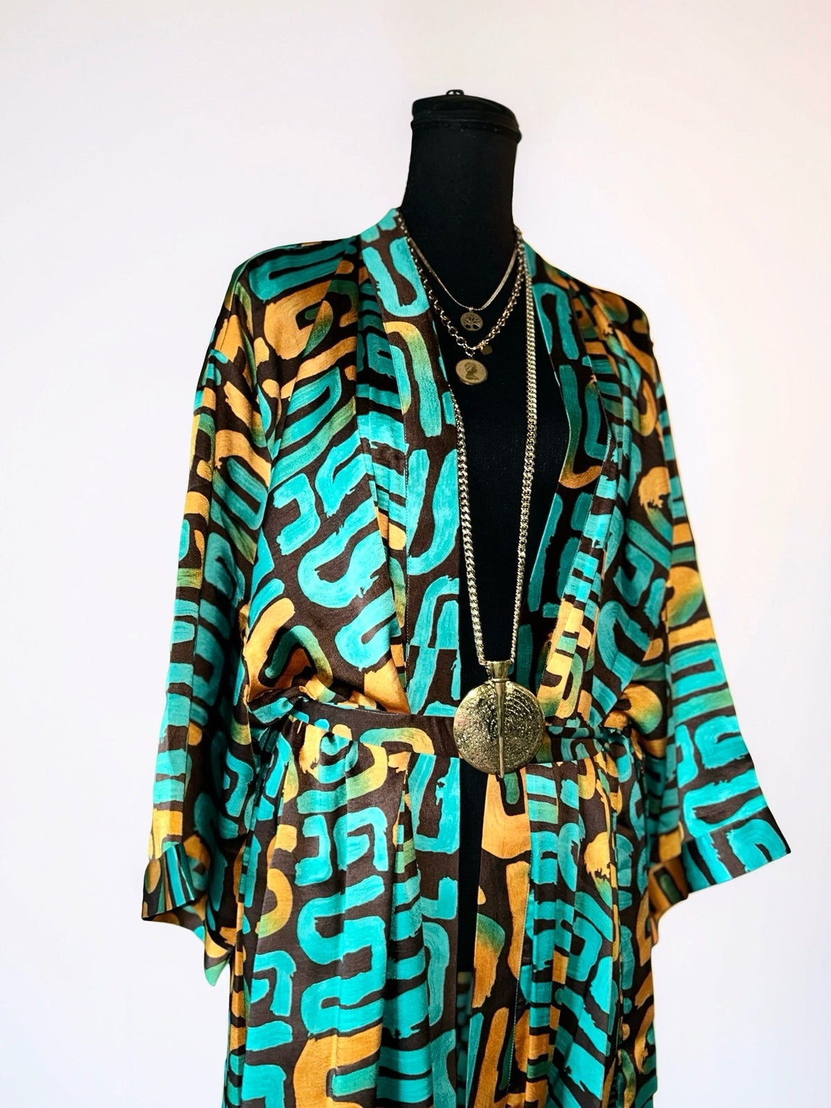 (FINAL SALE) THE AMAZING KWEEN (TEAL) (SAMPLE)
