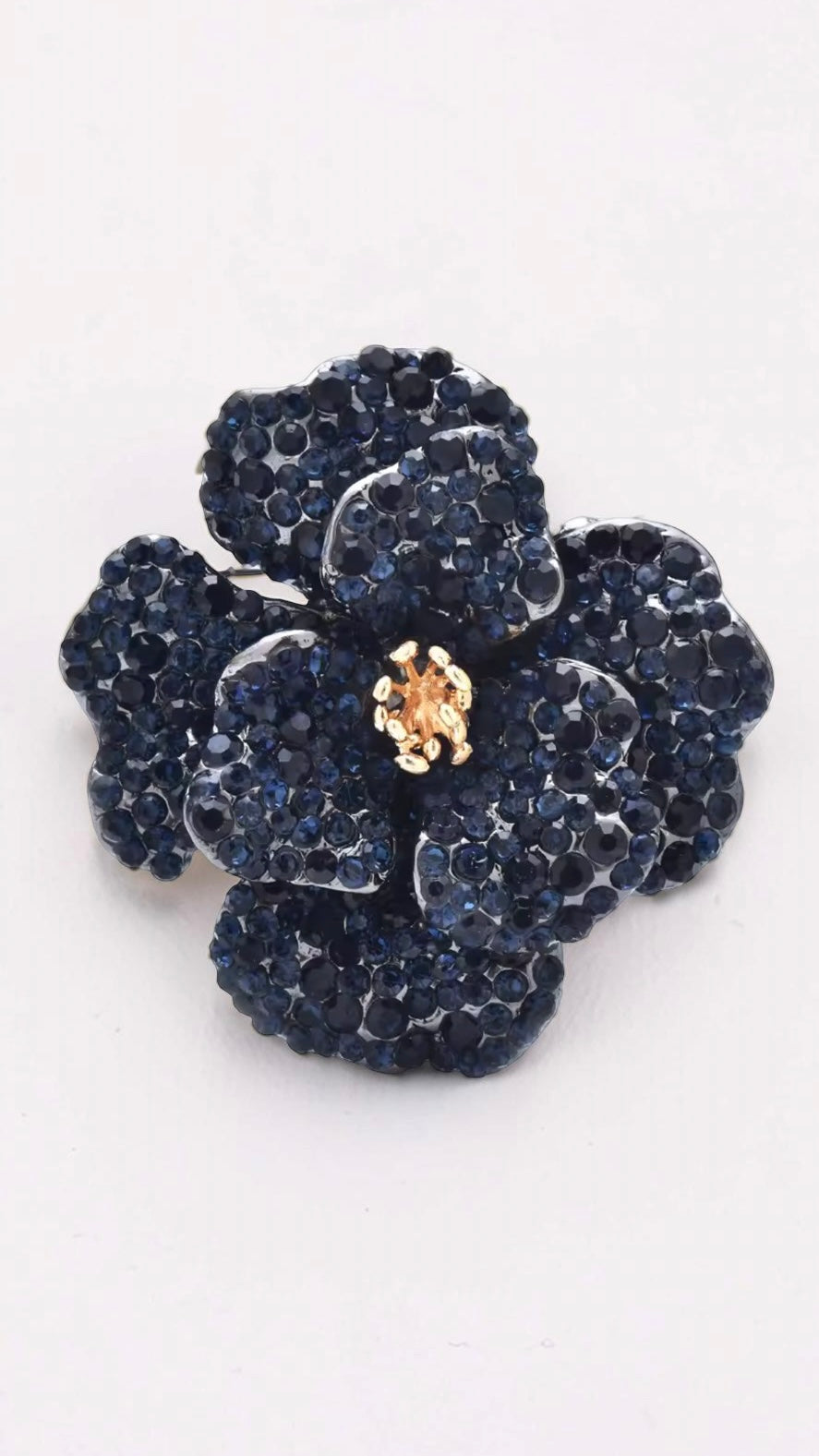 FULL BLOOM (BROOCH)