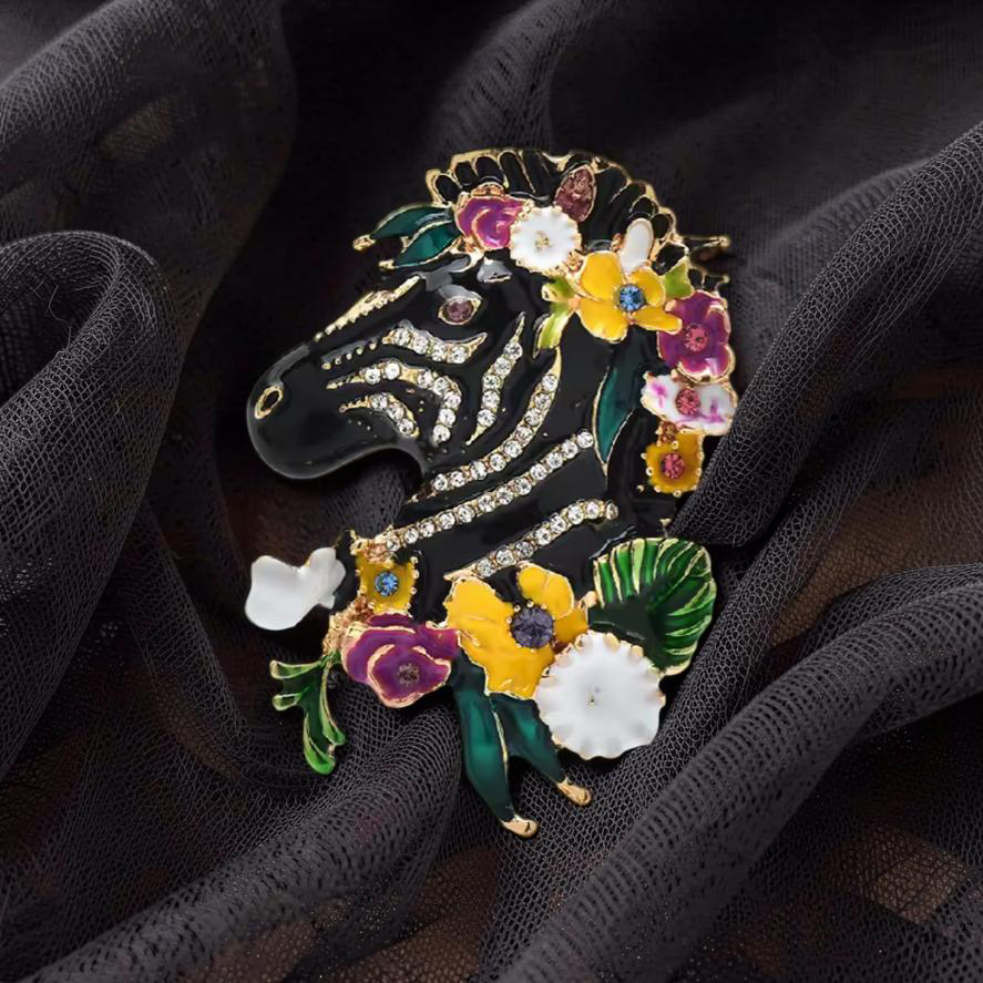 THE ZEBRA (BROOCH)