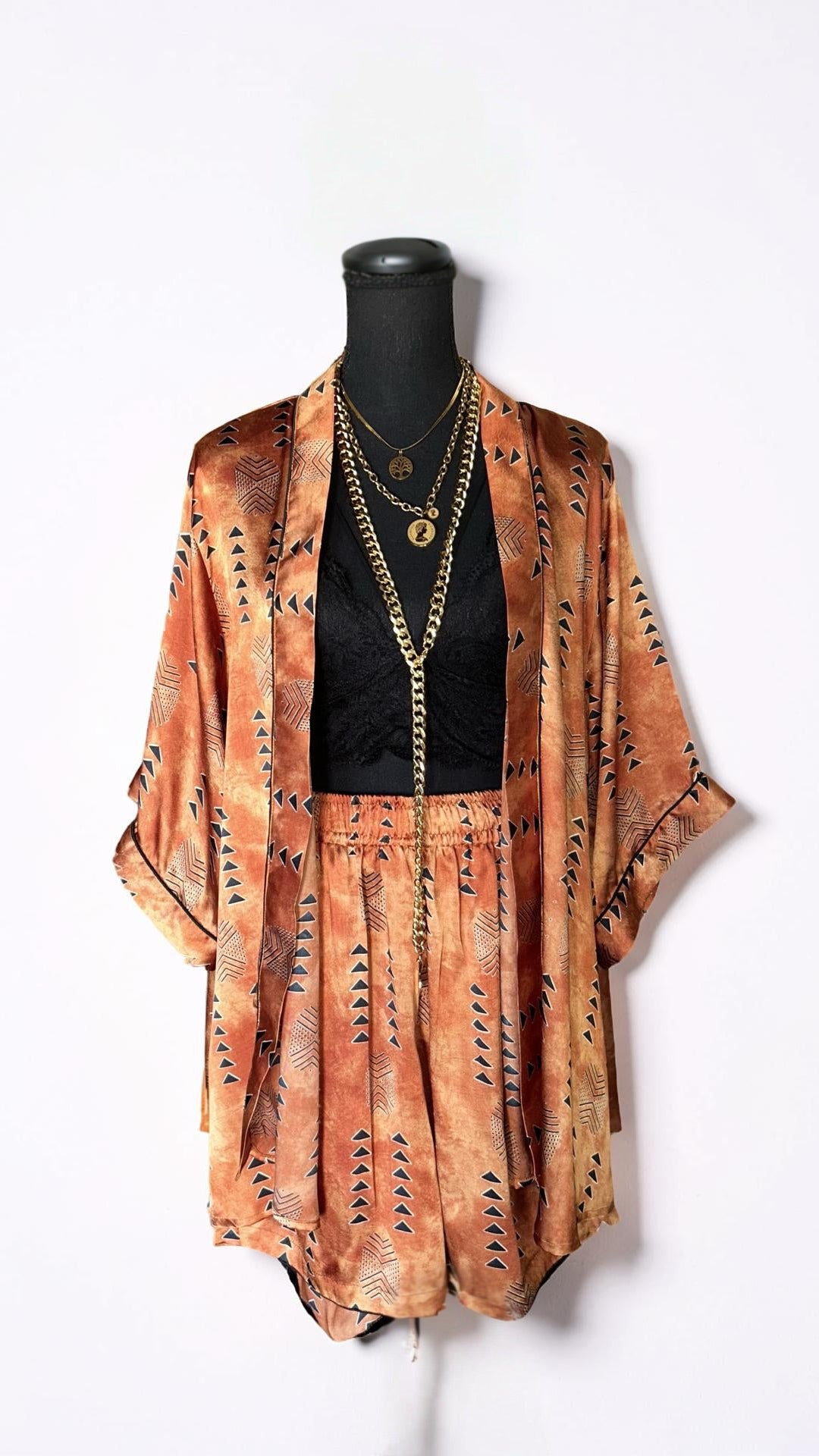THE OLORO SHORTS SET : (2 PIECE SET)