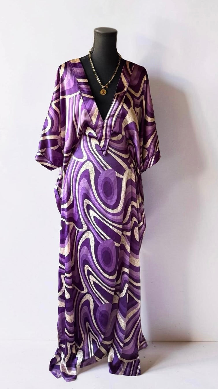 (FINAL SALE) SHE'S GROOVY STANDARD LENGTH (SAMPLE)