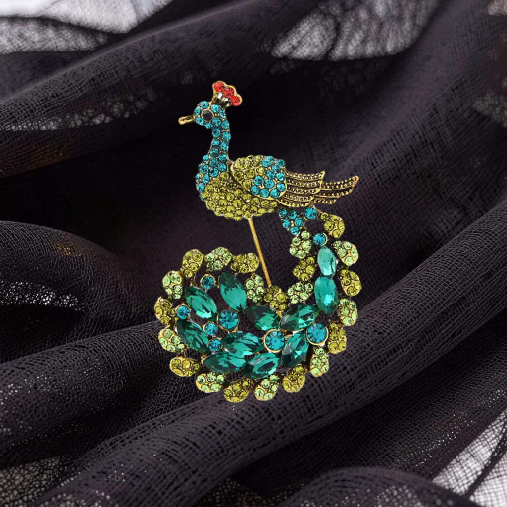 THE PRETTY PEACOCK (BROOCH)
