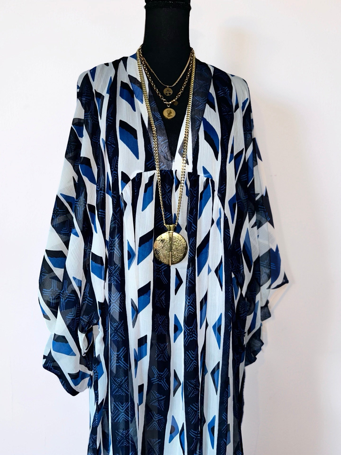 (FINAL SALE) SHE'S FOR THE BEACH - BLUE & WHITE ARROW (SAMPLE)