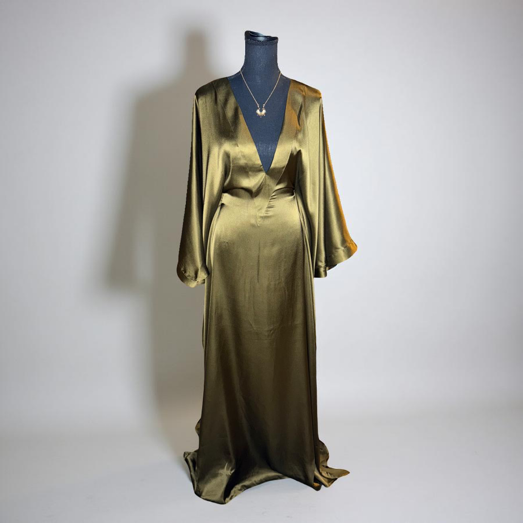 SHE'S SOLID (DARK OLIVE)