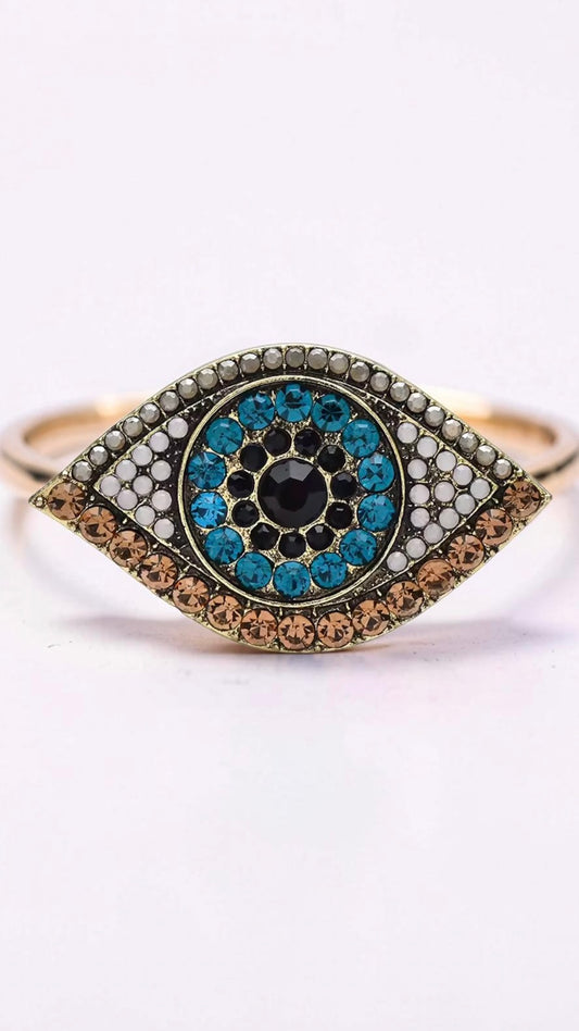 ALWAYS WATCHIN' (BROOCH)