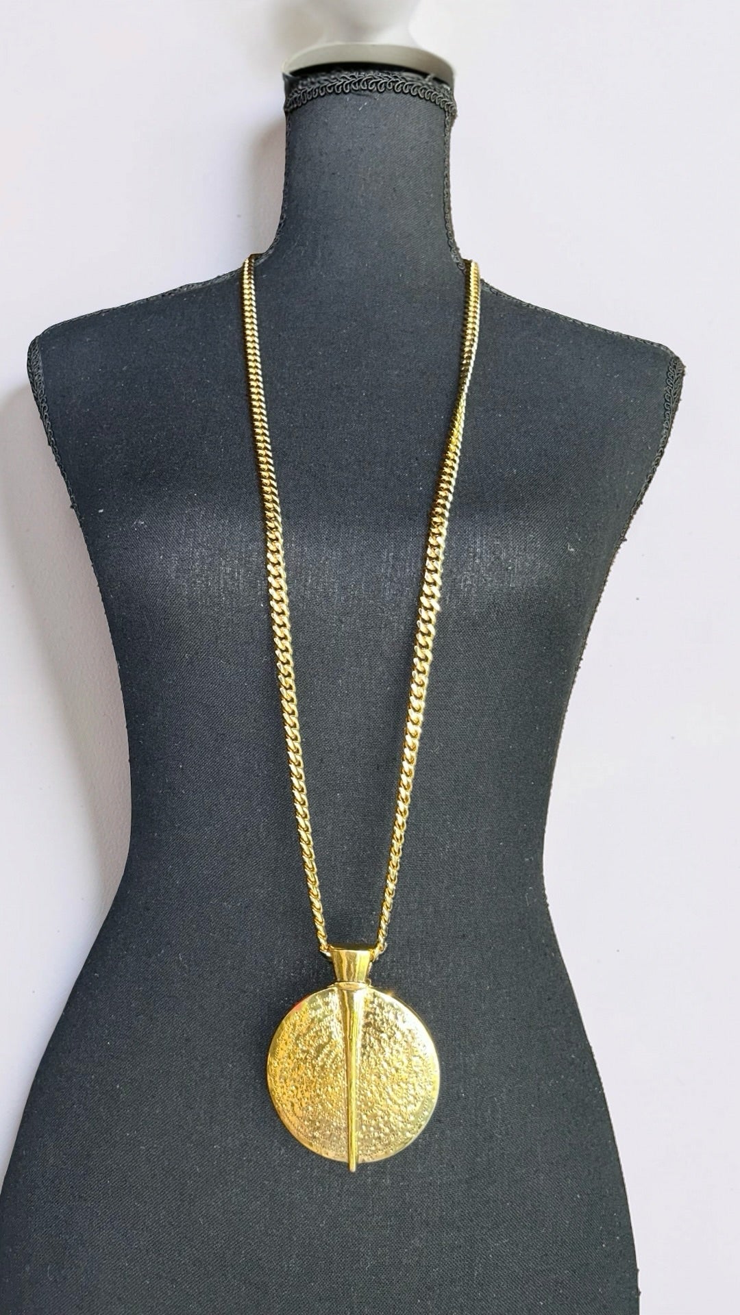 THE MEDITATION NECKLACE *RESTOCKS 9/9