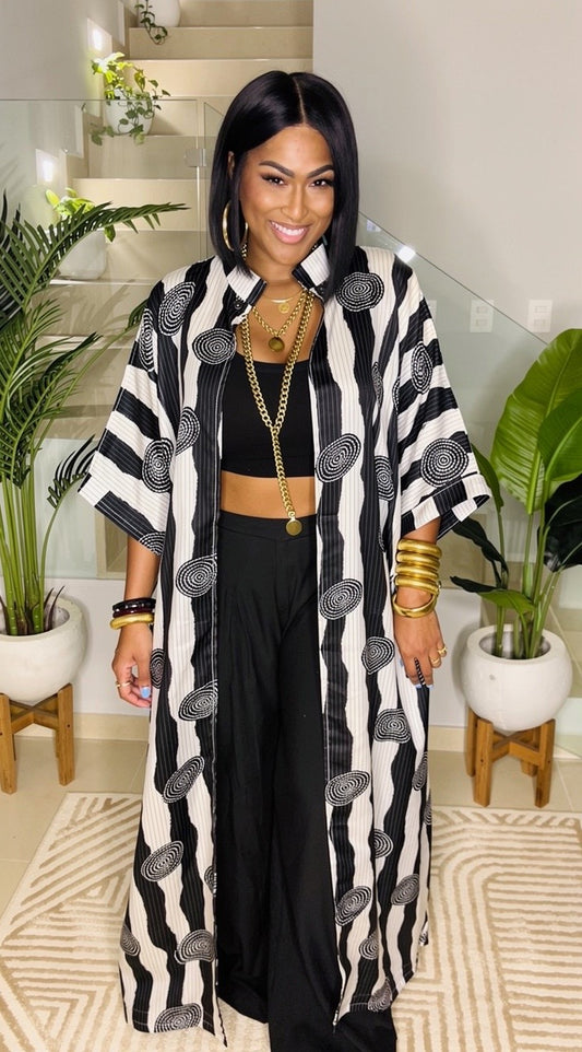 THE YORUBA VACATION QUEEN (BLACK)