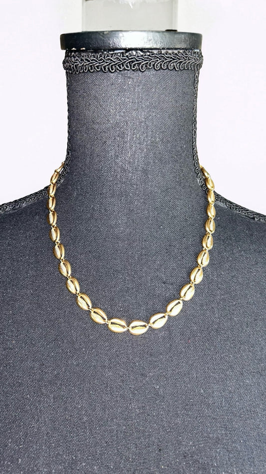 THE ANCESTRAL LINK NECKLACE