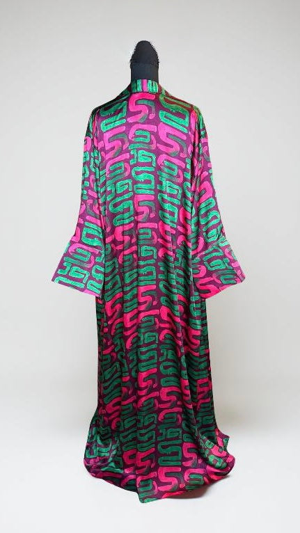 THE AMAZING QUEEN (PLUM)